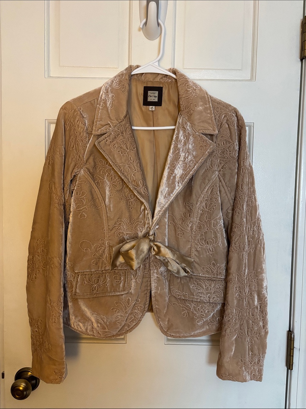 Old Navy Embroidered Velvet Tie-Waist Blazer in Taupe